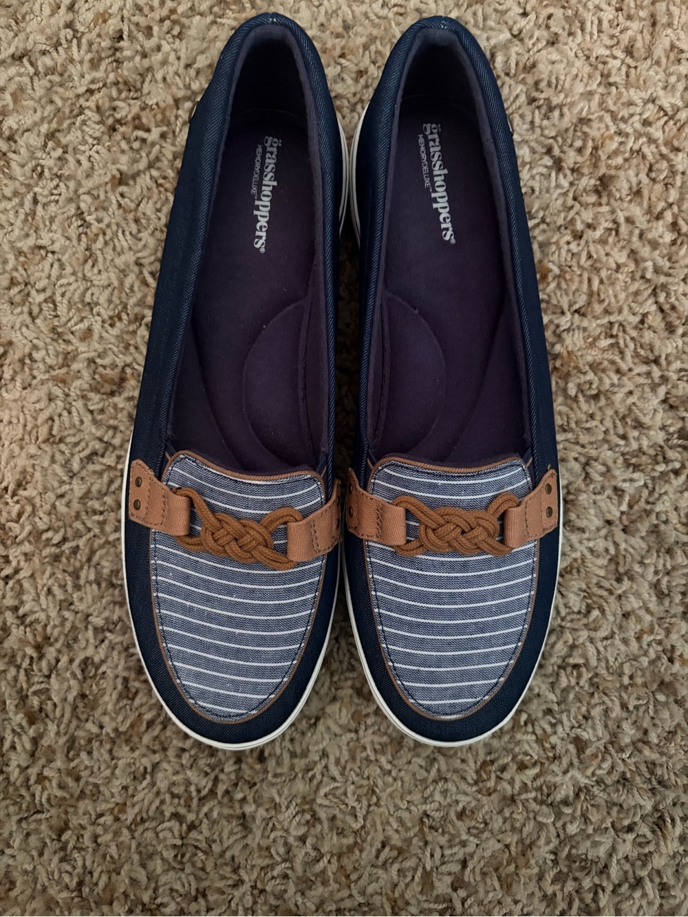 Grasshoppers Navy & Tan Slip-On Loafers, size 9
